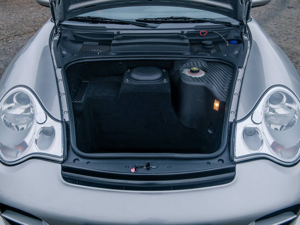 Imagen 22/25 de Porsche 911 GT2 Clubsport (2001)