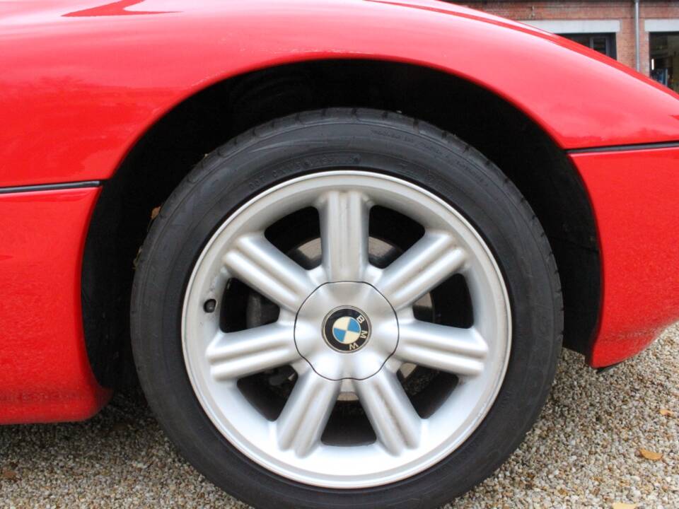 Image 15/19 of BMW Z1 Roadster (1990)