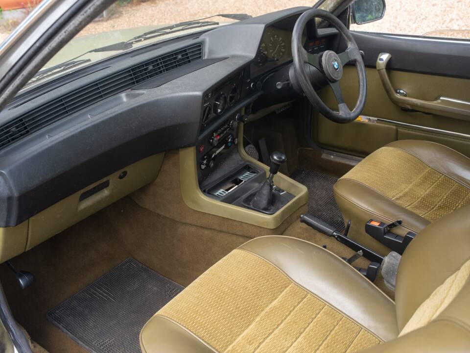 Immagine 32/50 di BMW 633 CSi (1977)