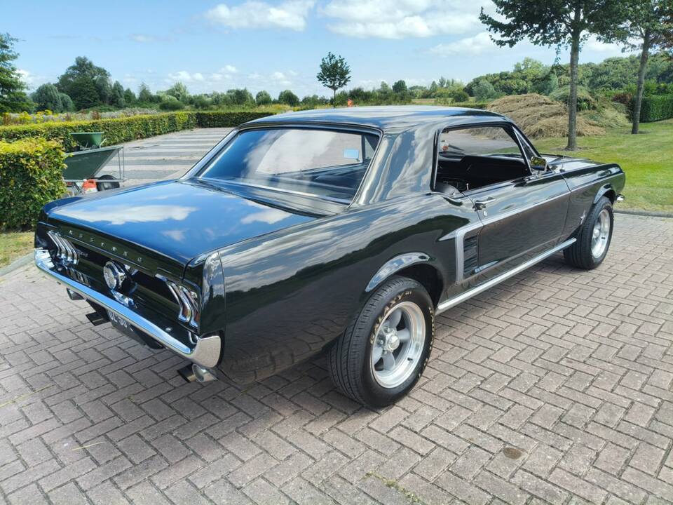 Image 7/8 of Ford Mustang 289 (1967)