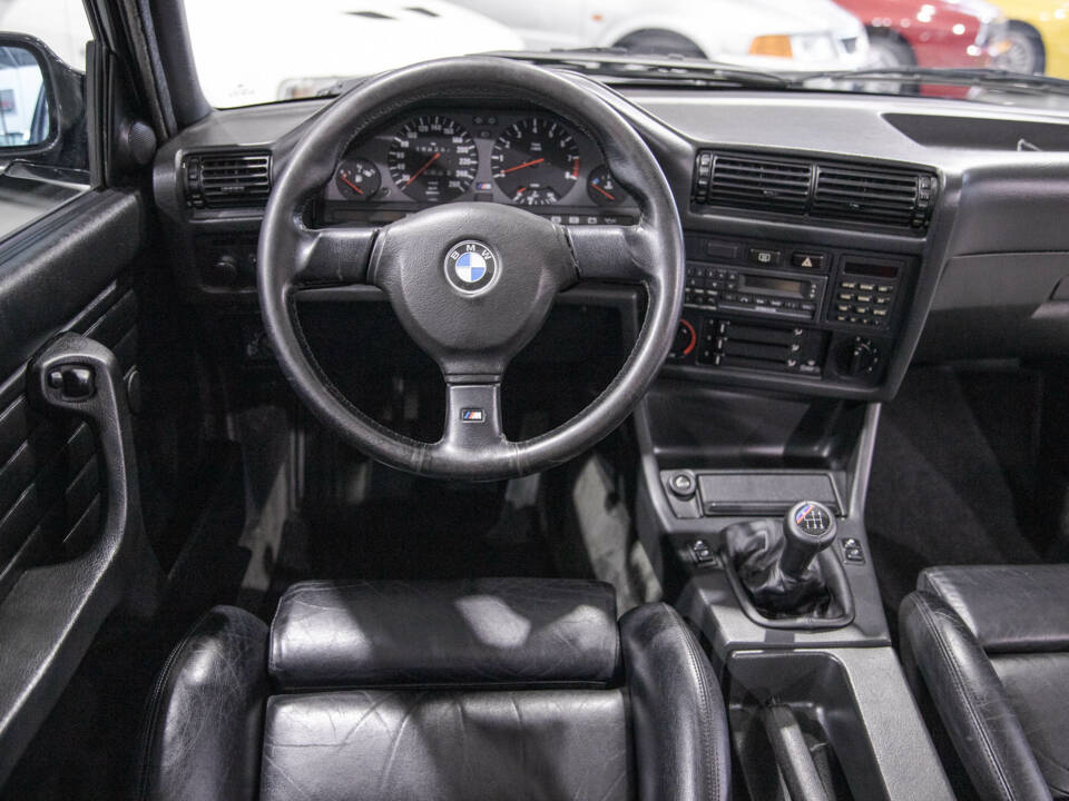 Image 28/37 de BMW M3 (1987)