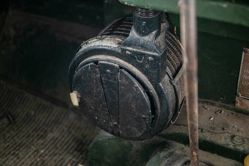 Image 31/40 of Land Rover 107 (1954)