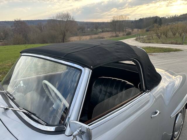 Image 13/15 de Mercedes-Benz 190 SL (1962)