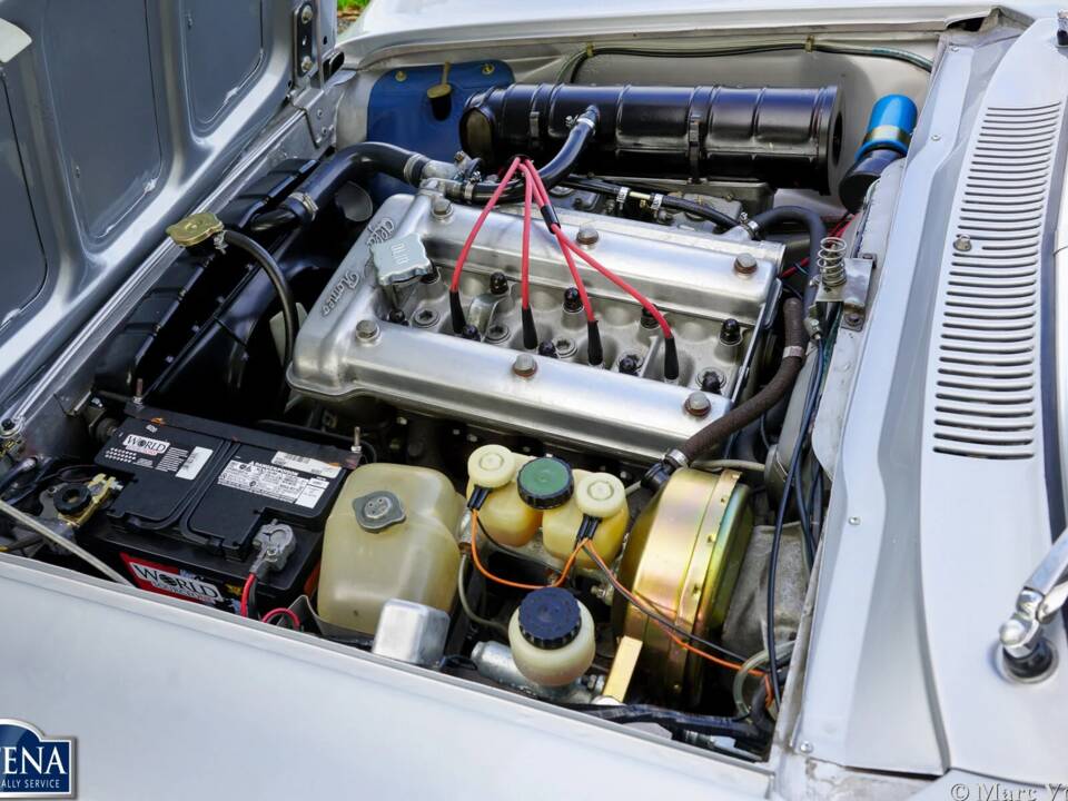 Bild 24/62 von Alfa Romeo 2000 GT Veloce (1974)