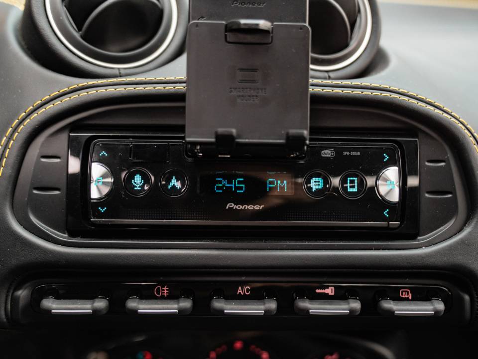 Image 45/50 of Alfa Romeo 4C Spider (2018)
