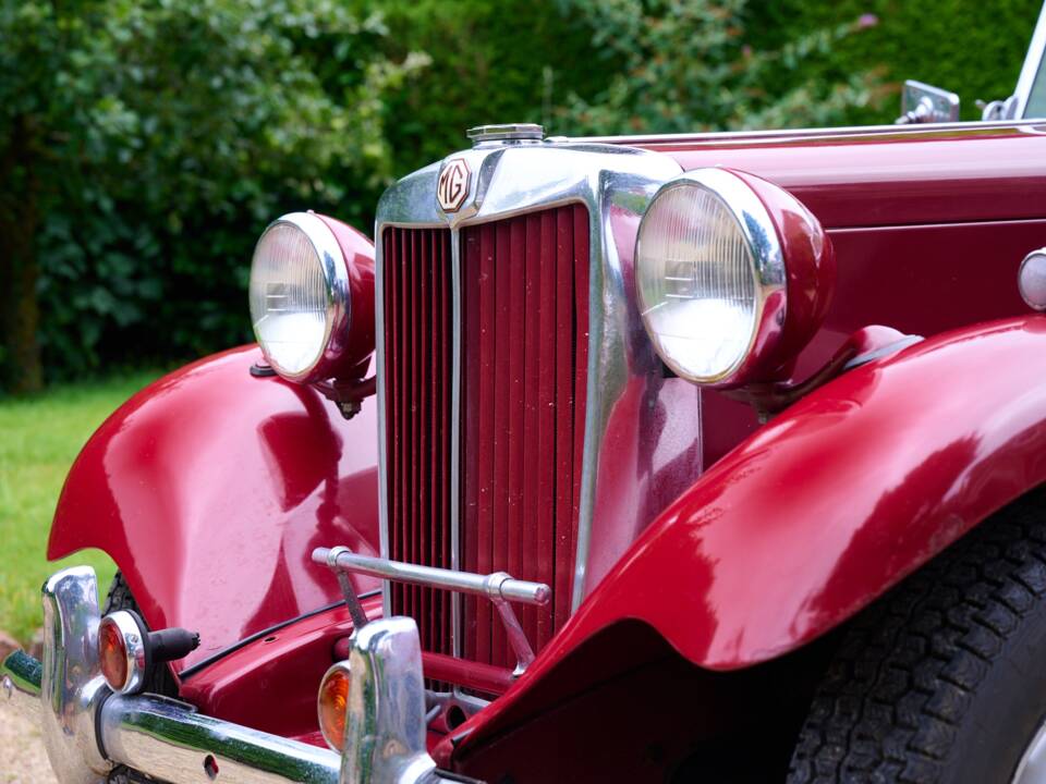 Image 35/50 of MG TD (1953)