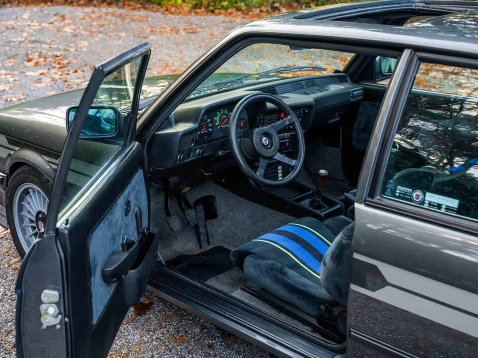 Immagine 24/42 di ALPINA B6 2.8 (1981)