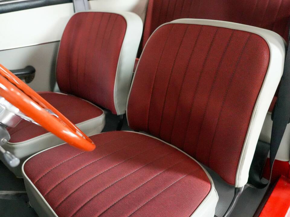 Image 3/34 of Saab 96 V4 (1967)