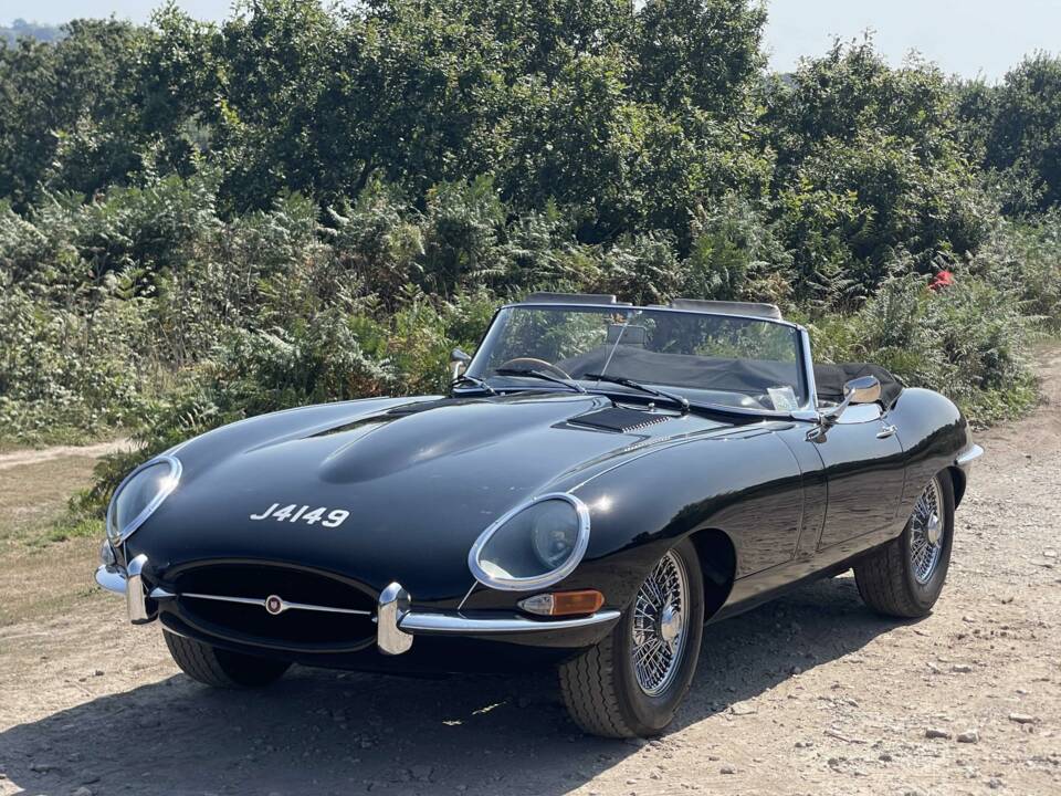 Afbeelding 4/12 van Jaguar E-Type 4.2 (1965)