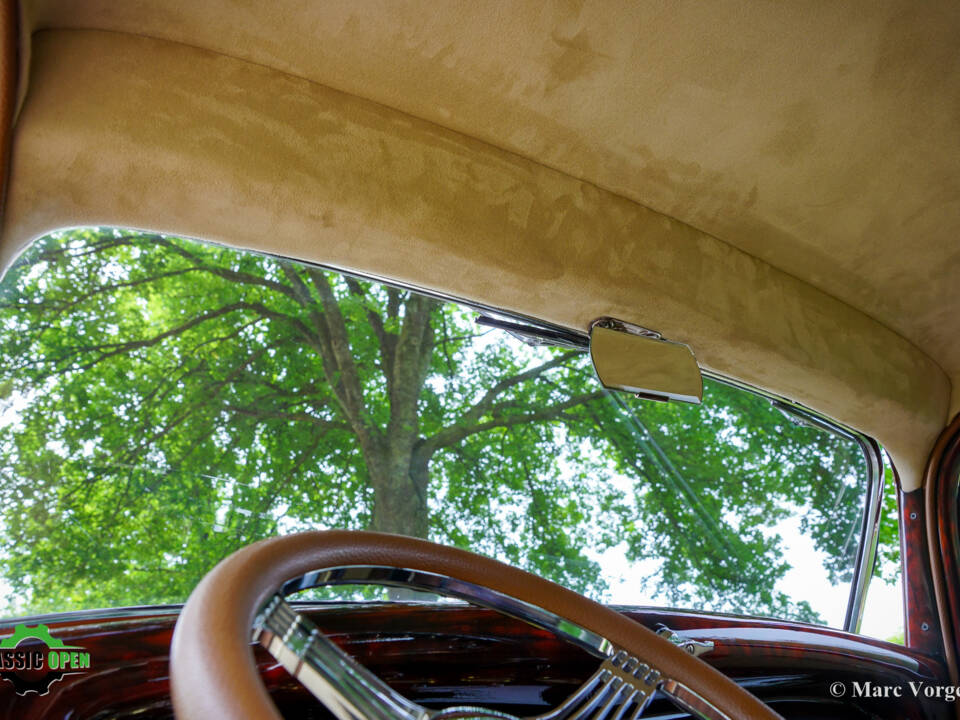 Image 35/66 of Ford V8 Hot Rod (1933)