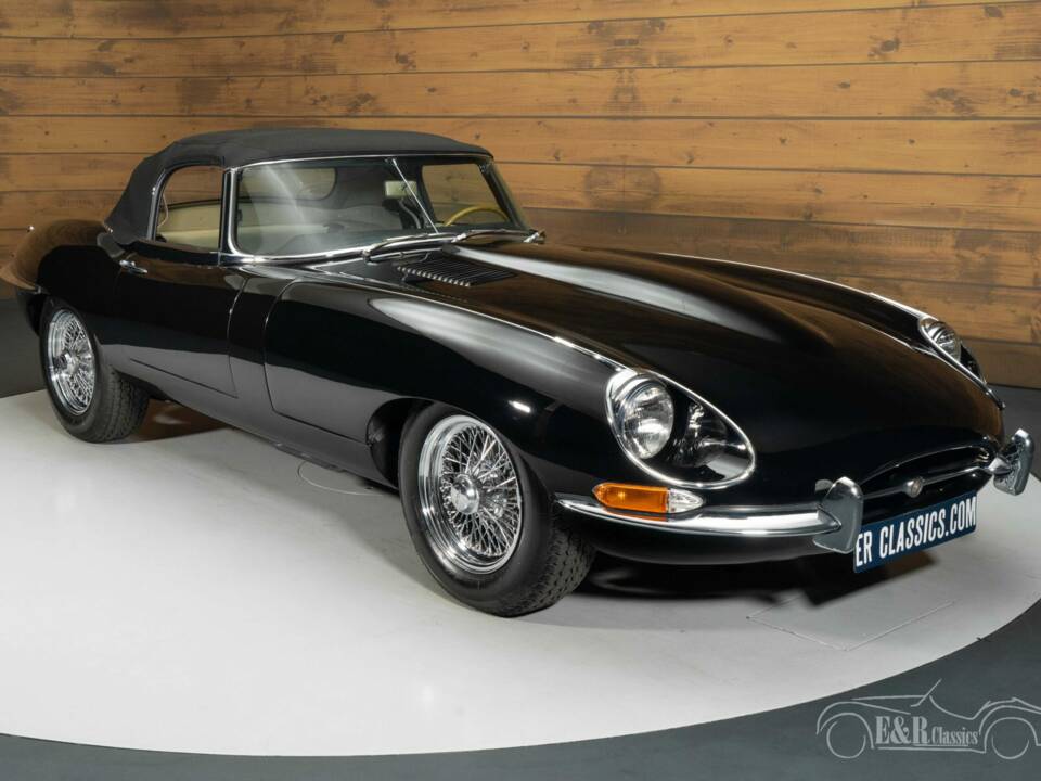 Bild 5/6 von Jaguar E-Type 4.2 (1967)