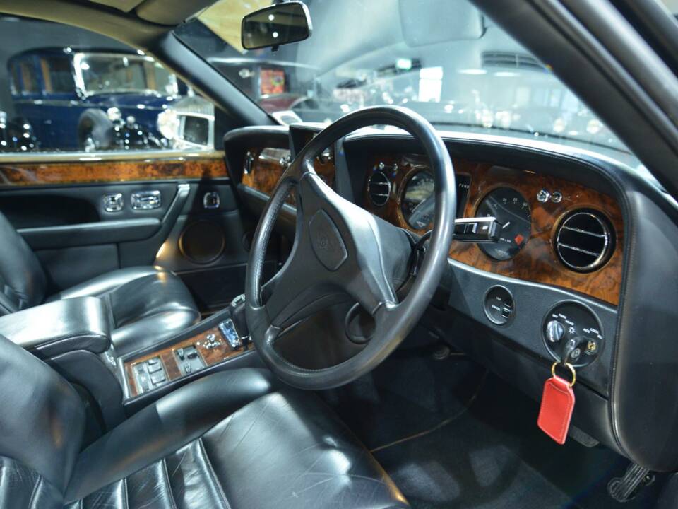 Image 29/50 of Bentley Continental R (1992)
