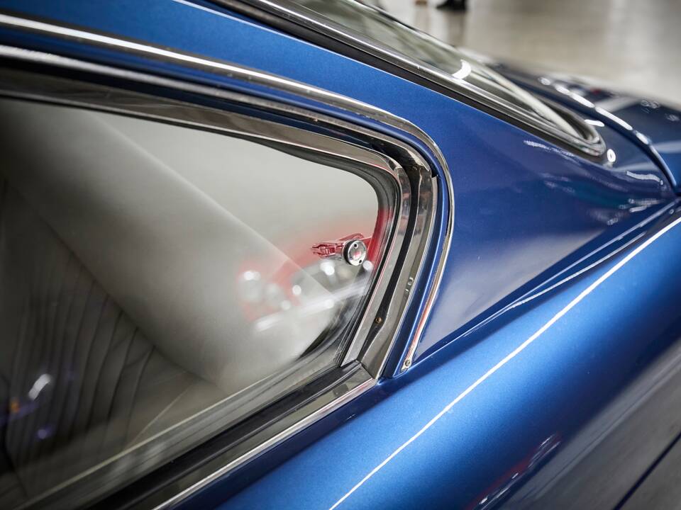 Imagen 31/100 de Ferrari 250 GT 2+2 (1963)