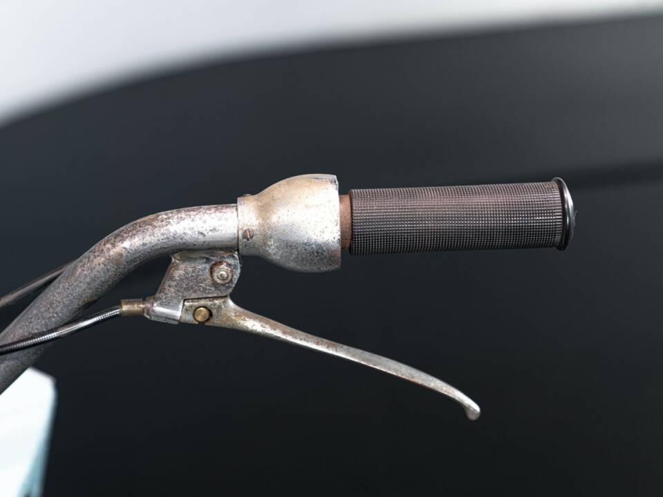 Bild 16/31 von Bernardet DUMMY (1952)