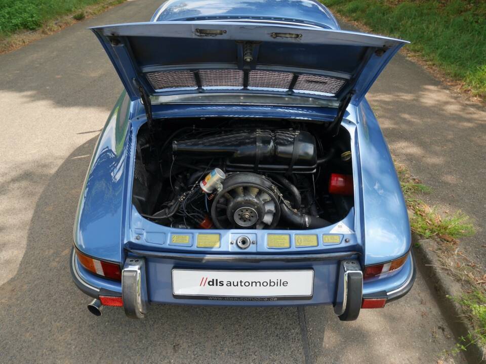 Imagen 32/35 de Porsche 911 2.4 T (1973)