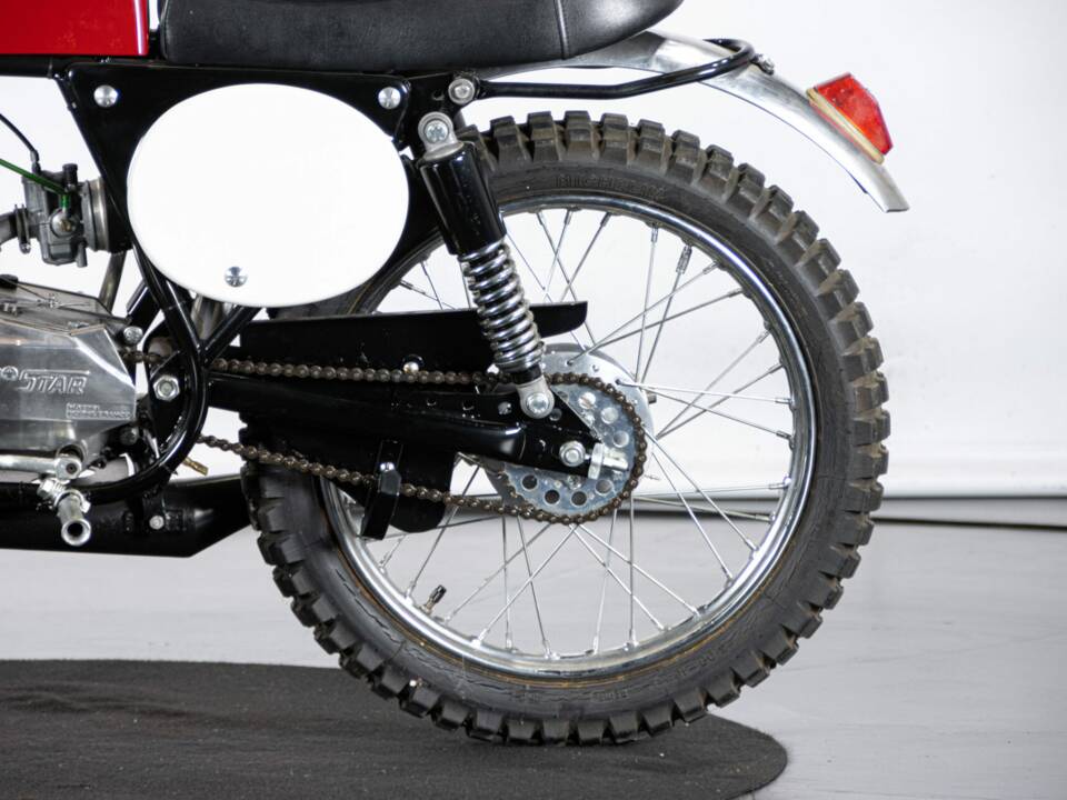Immagine 17/49 di Aprilia Scarabeo 50 (1972)