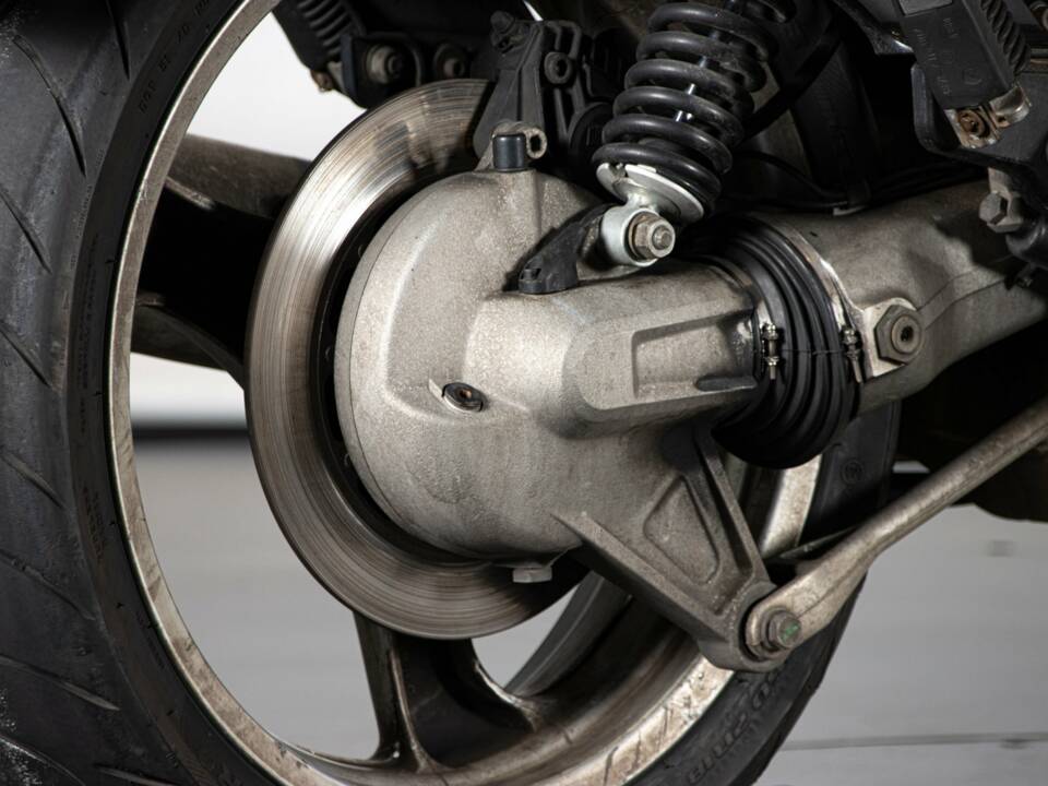 Image 15/50 of BMW K1 (1990)