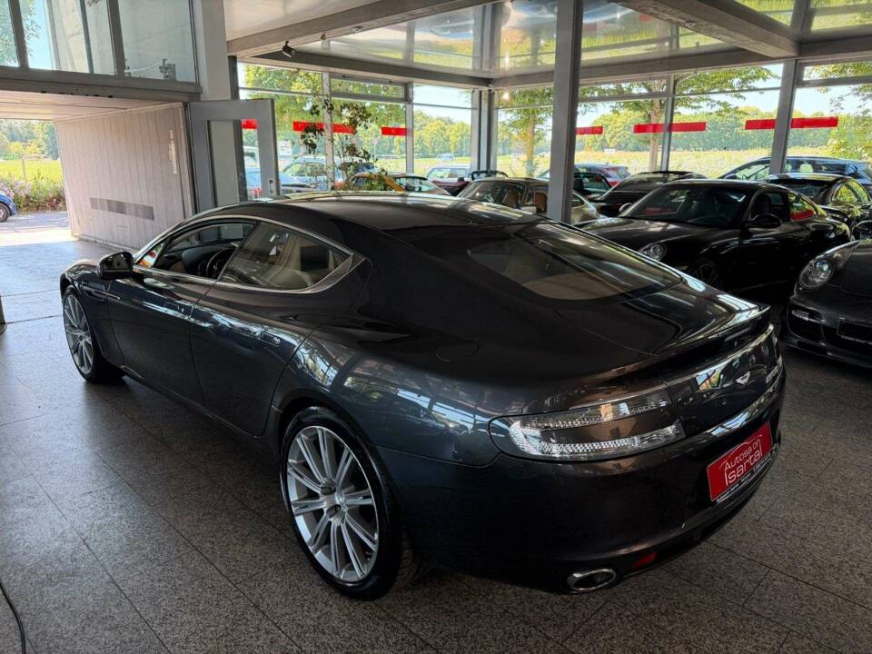 Bild 29/37 von Aston Martin Rapide (2010)