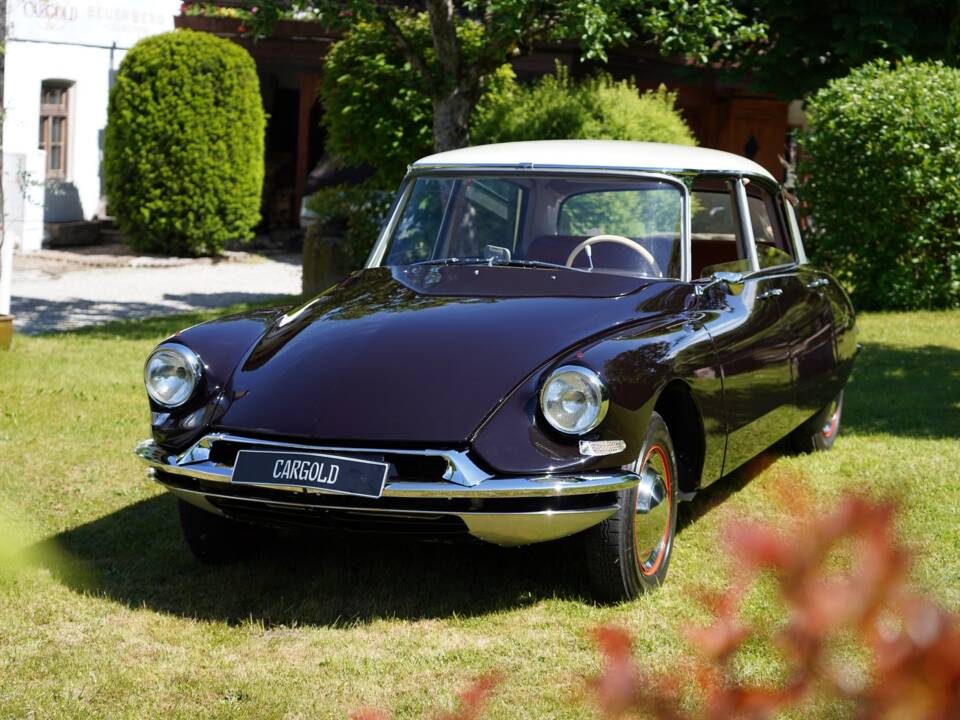 Bild 7/12 von Citroën DS 19 (1957)