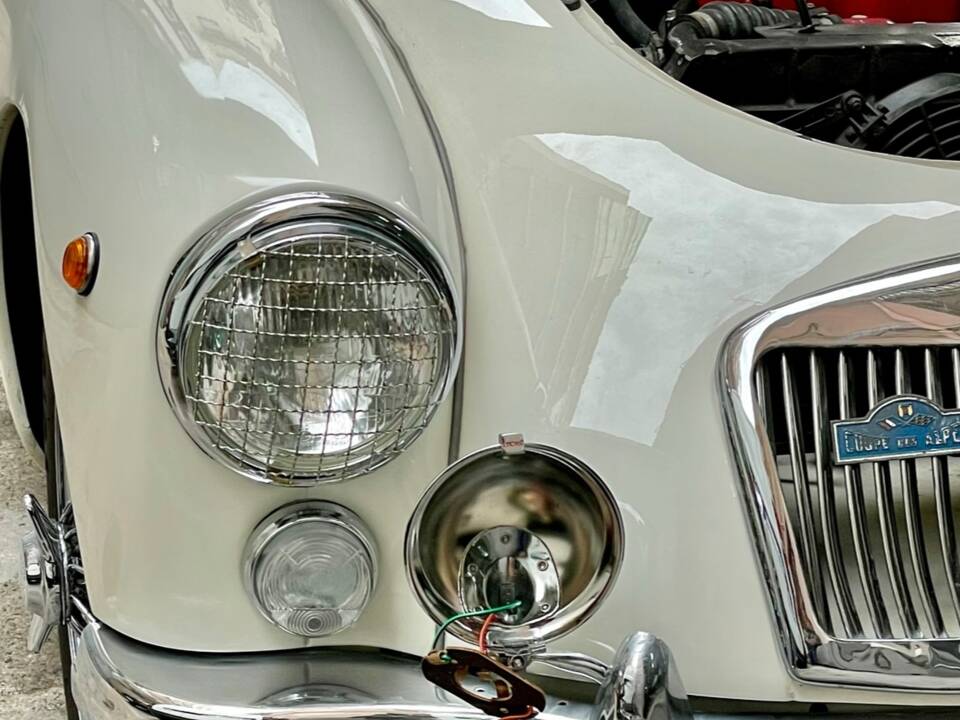 Image 16/18 de MG MGA 1600 (1961)