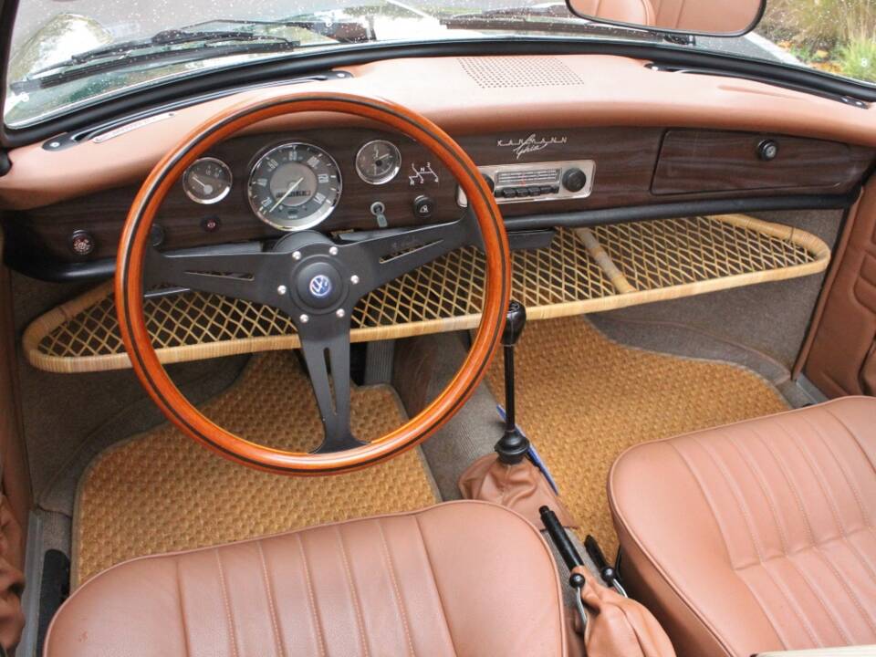 Image 6/17 of Volkswagen Karmann Ghia 1600 (1971)