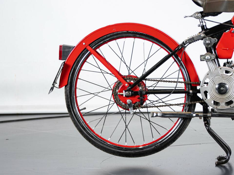 Bild 40/50 von Ducati DUMMY (1954)