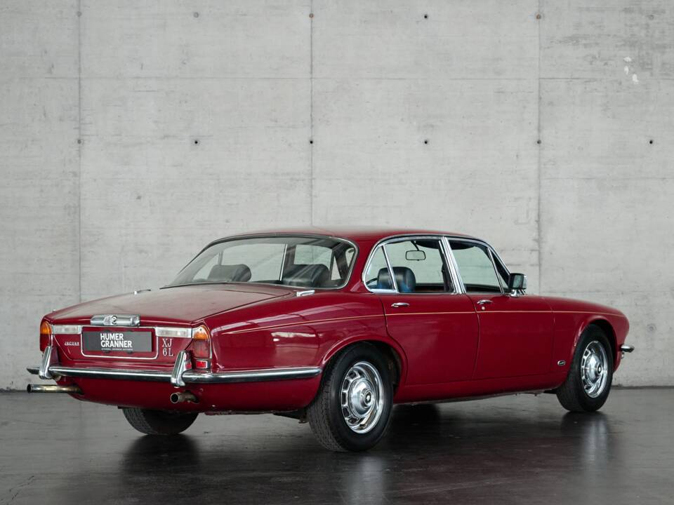 Bild 29/50 von Jaguar XJ 6 L 4.2 (1974)