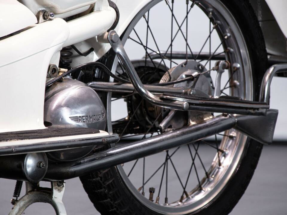 Image 50/50 de Aermacchi DUMMY (1956)