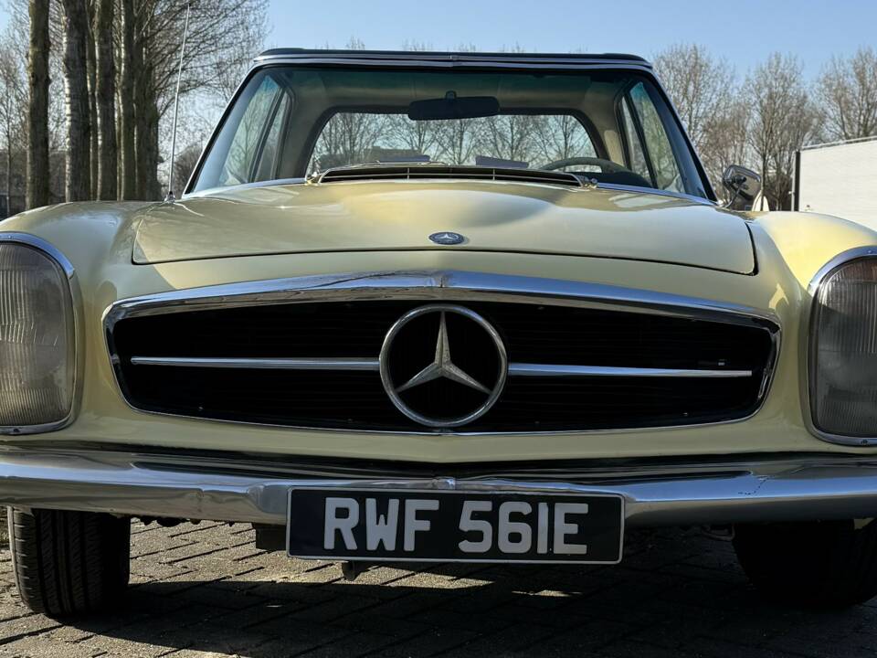 Image 7/31 de Mercedes-Benz 250 SL (1967)