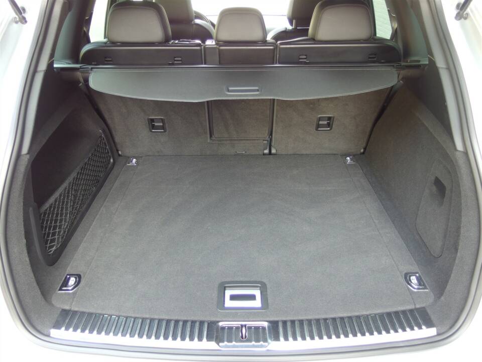 Image 81/98 of Porsche Cayenne S (2010)