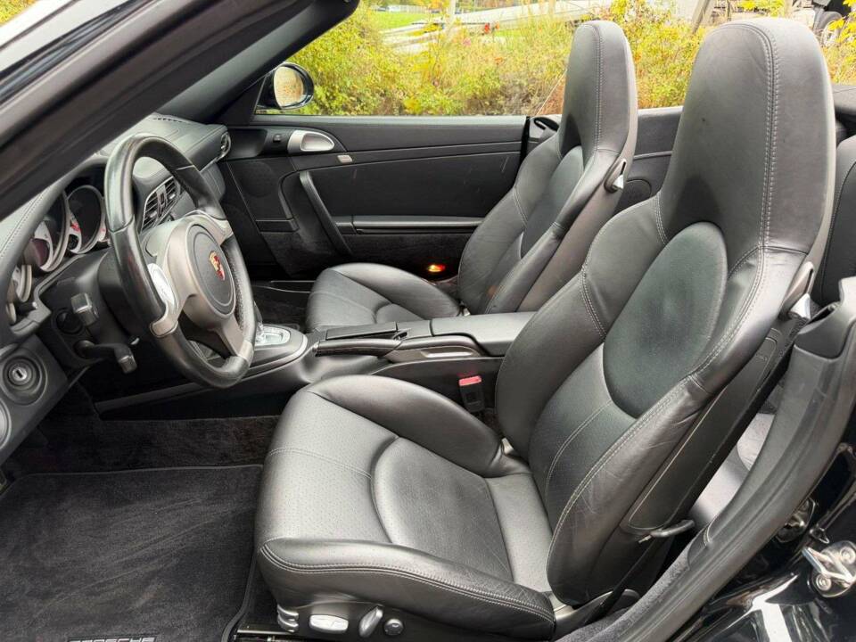 Bild 10/15 von Porsche 911 Carrera 4S (2010)