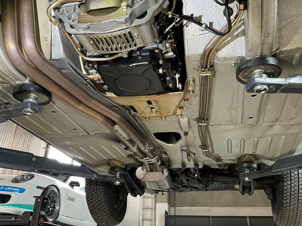 Image 11/15 of Mercedes-Benz 280 SL (1900)