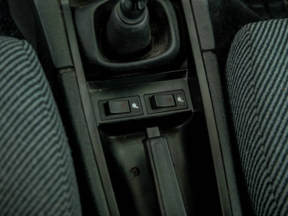 Image 28/50 of Volvo 740 GL (1987)
