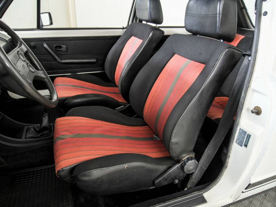 Bild 19/50 von Volkswagen Golf I GTI 1.8 (1983)