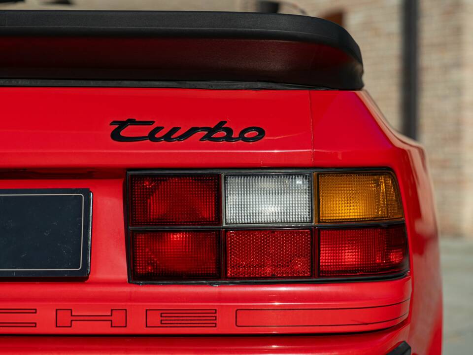 Image 29/50 de Porsche 944 Turbo S (1988)