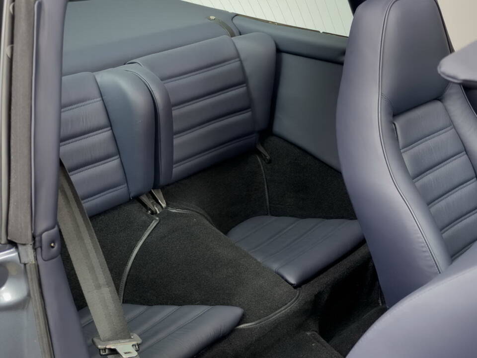 Image 21/41 of Porsche 911 SC 3.0 (1982)