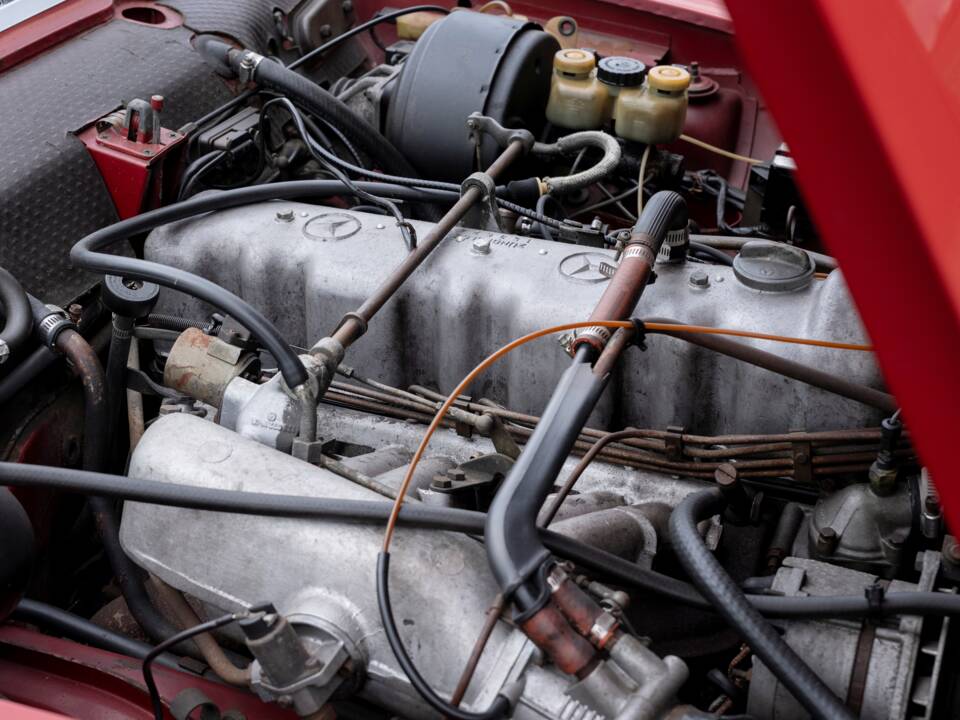 Image 5/18 of Mercedes-Benz 280 SL (1970)