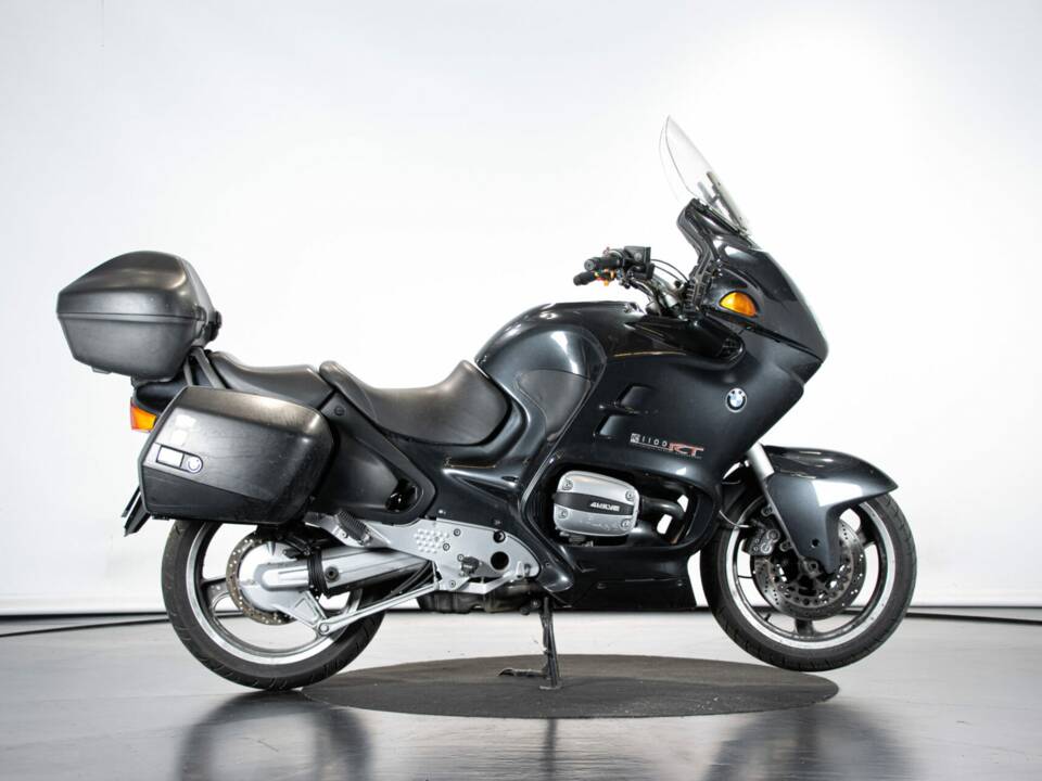 Image 5/50 de BMW R 1100 RT (1998)