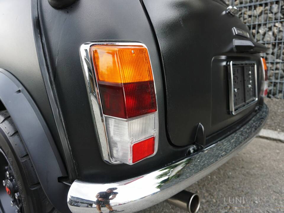 Image 18/64 of Mini 1100 Special (1980)