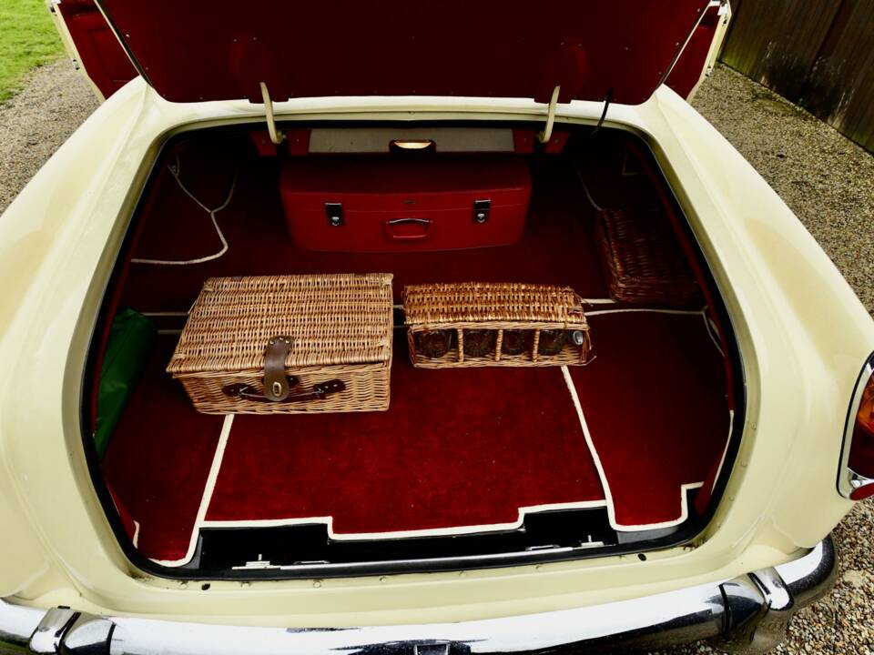 Image 35/49 de Rolls-Royce Silver Cloud III (1964)
