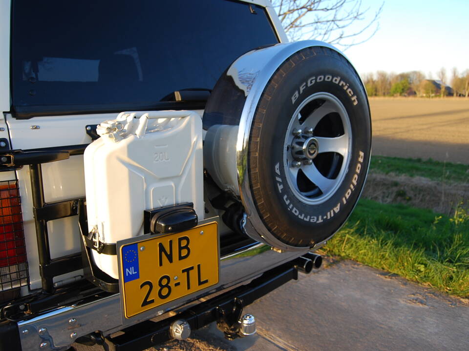 Image 38/47 of Nissan Patrol (1983)