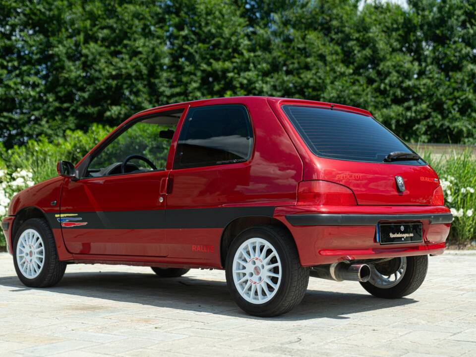 Imagen 6/50 de Peugeot 106 1.1 (2003)