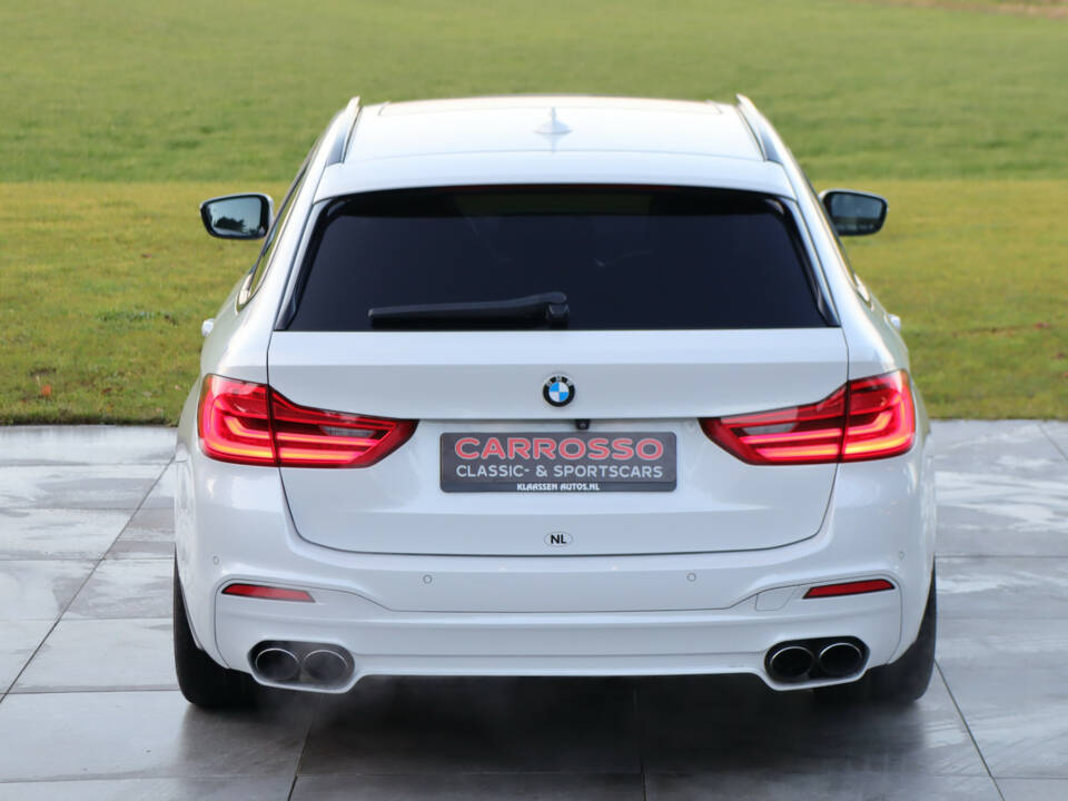 Image 2/50 of ALPINA B5 Touring Biturbo AWD (2019)