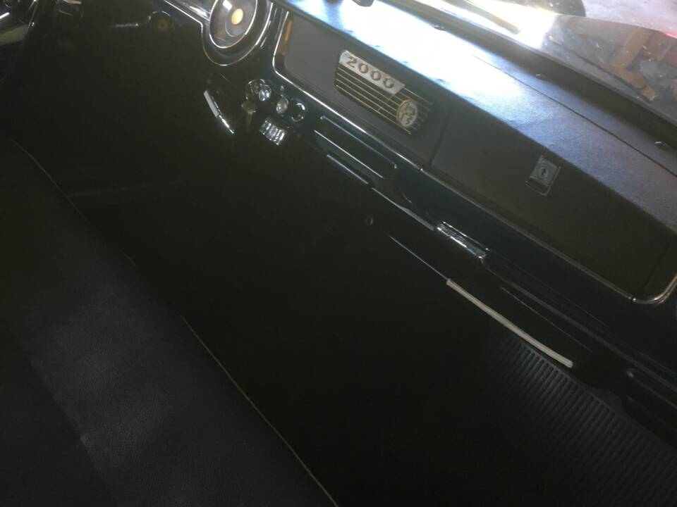 Bild 13/13 von Alfa Romeo 2000 Berlina (1960)