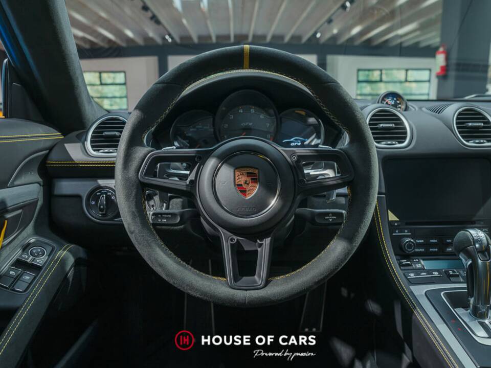 Image 15/23 of Porsche 718 Cayman GT4 Clubsport (2022)