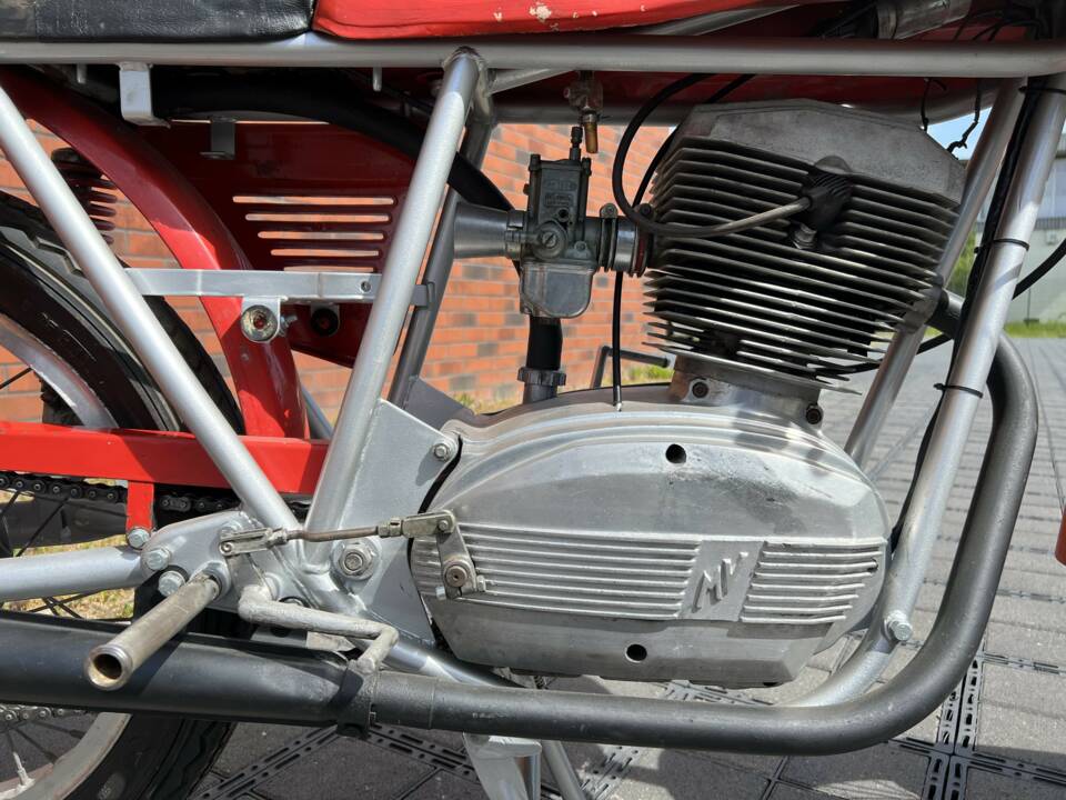 Afbeelding 4/21 van MV Agusta DUMMY (1976)