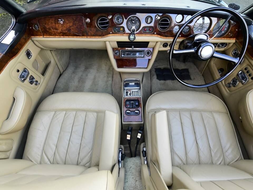 Bild 36/50 von Bentley Corniche I (1975)