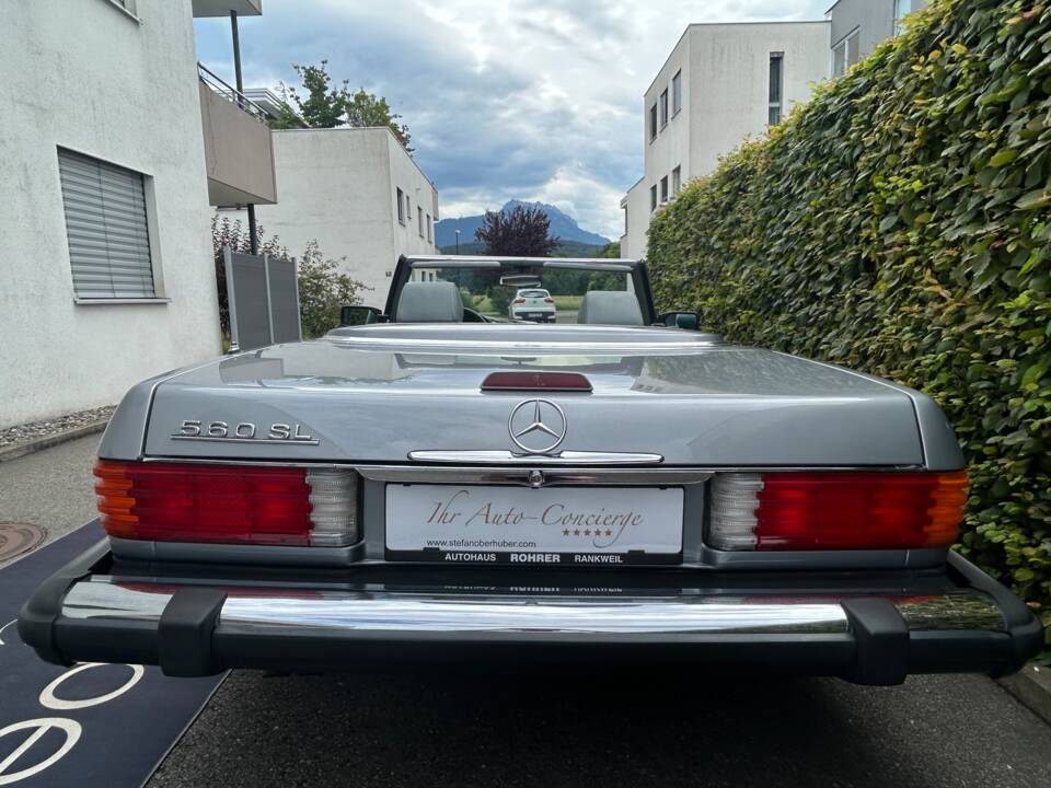 Image 7/36 of Mercedes-Benz 560 SL (1989)