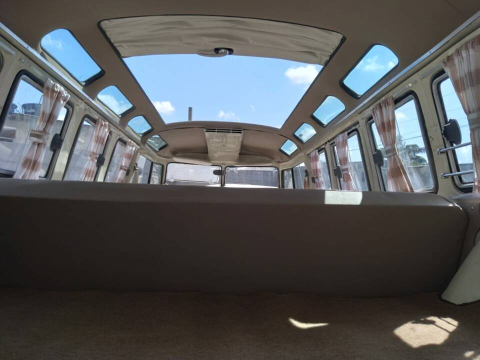 Image 2/26 de Volkswagen T1 Brasil &quot;Samba&quot; (1975)