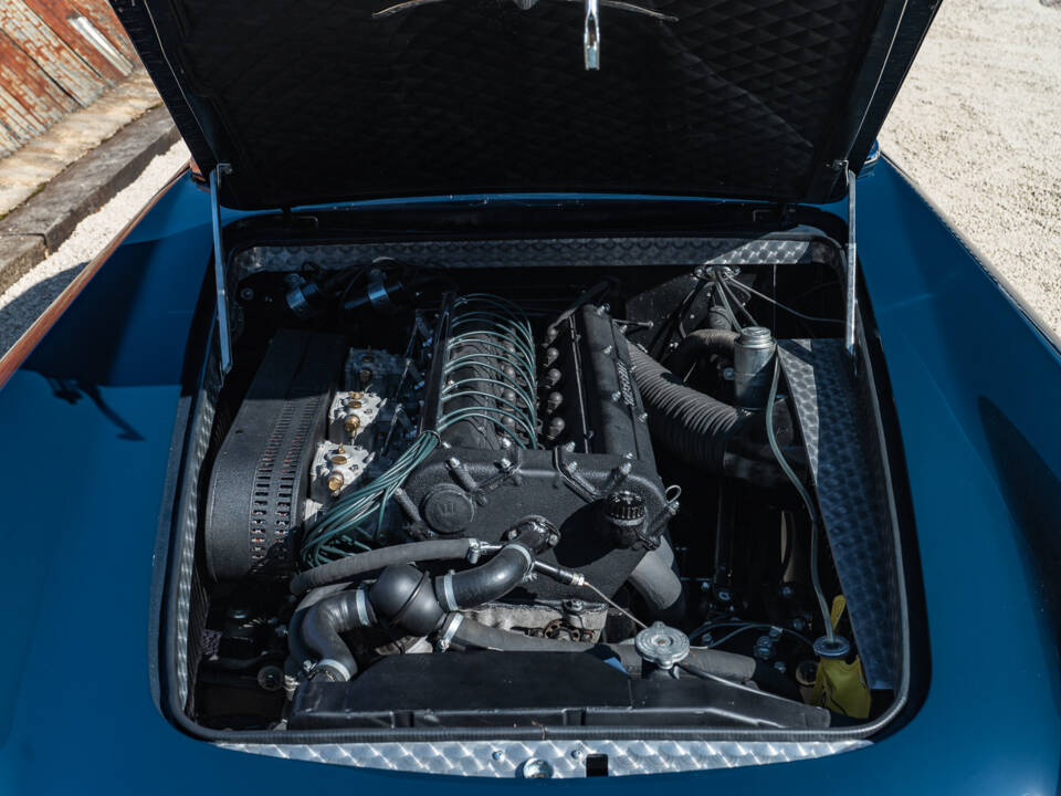 Image 31/37 of Maserati 3500 GT Touring (1960)